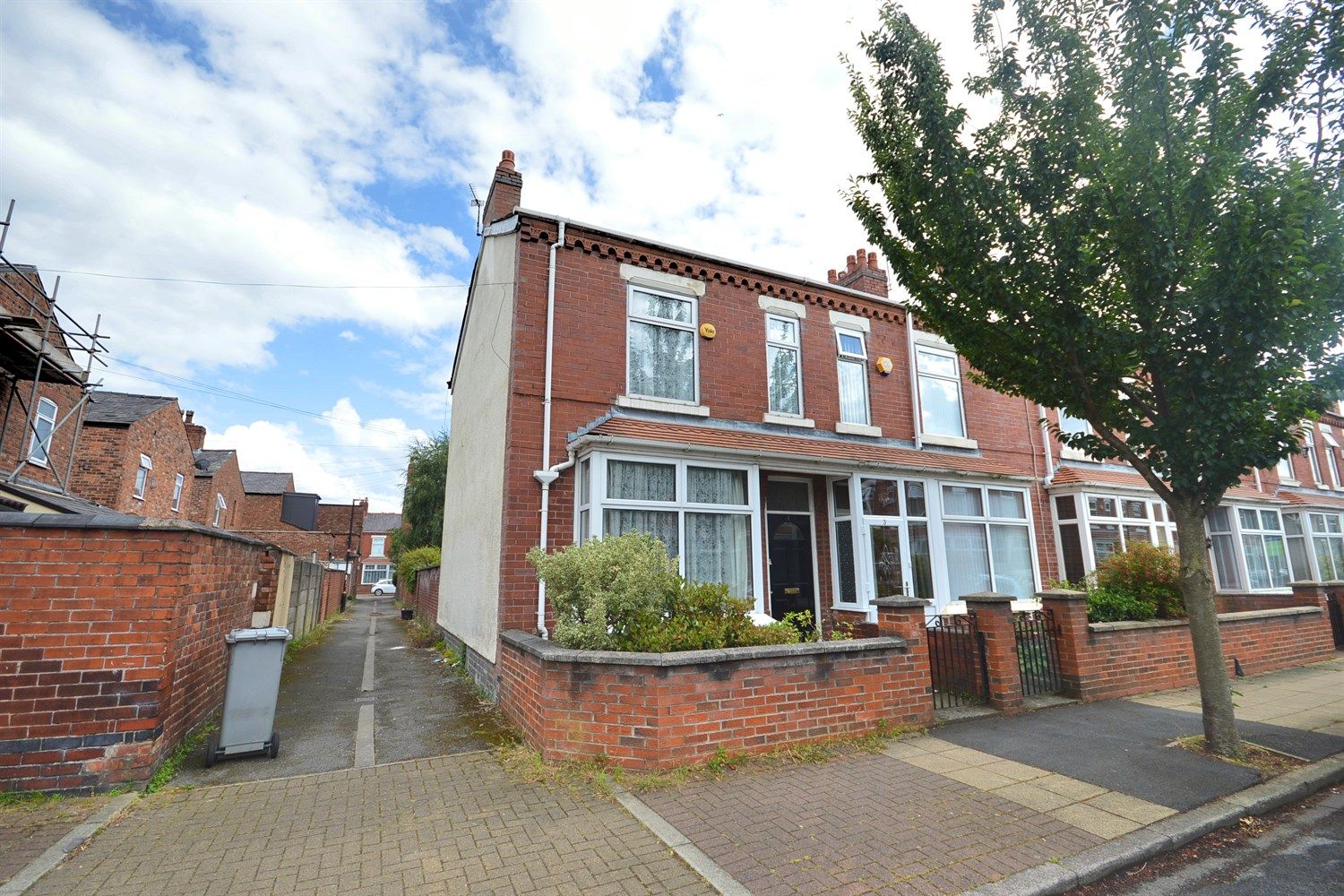 3 bed end terrace house to rent in Harcourt Street, Stretford