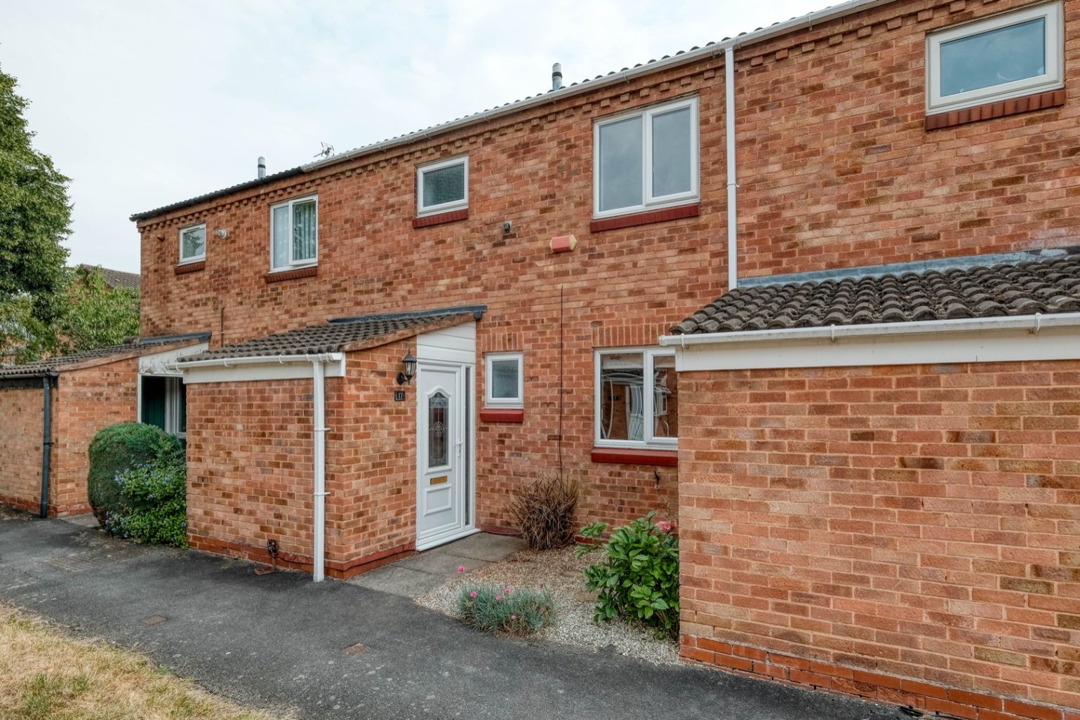 3 bed terraced house for sale in Arley Close, Church Hill South