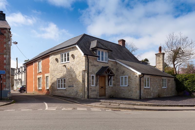 5 bed property for sale in High Street, Tisbury, Salisbury SP3 Zoopla