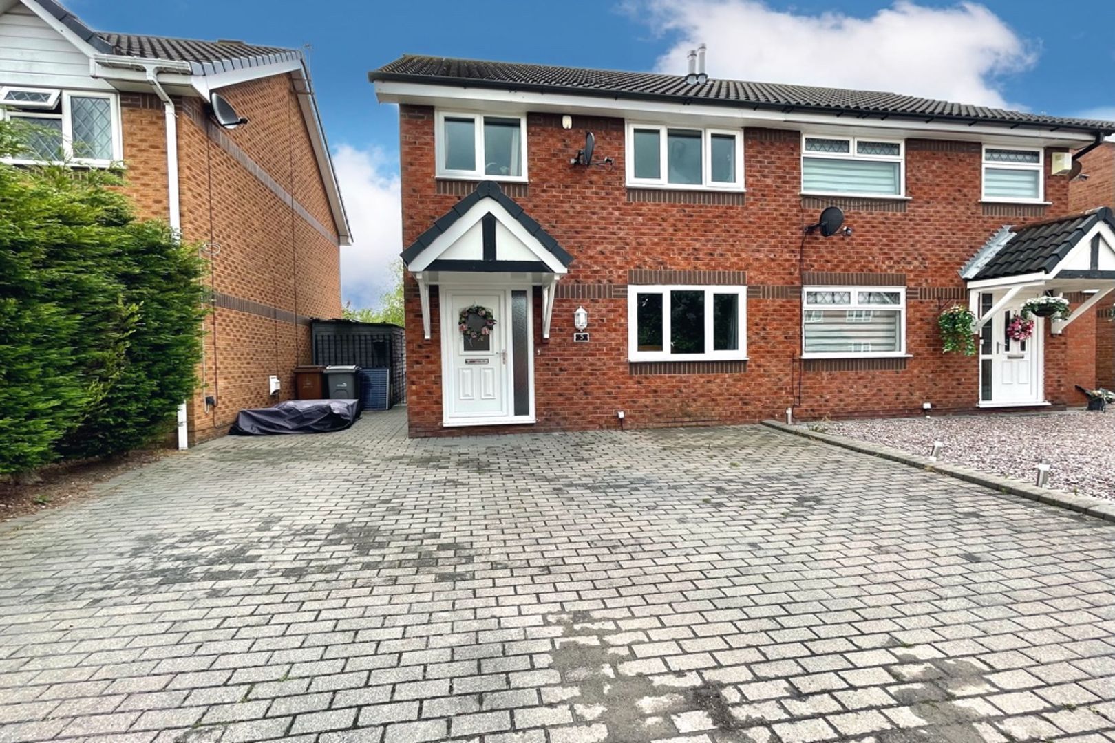 3 bed semidetached house for sale in Woodstock Drive, Middlewich CW10