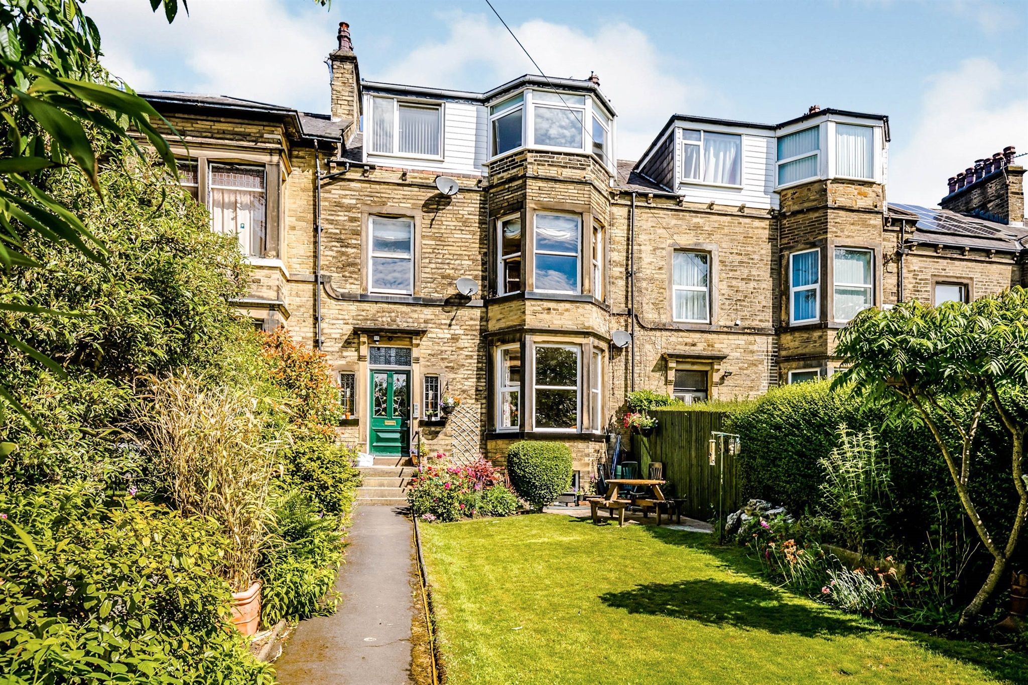 Heath Crescent, Free School Lane, Halifax HX1  