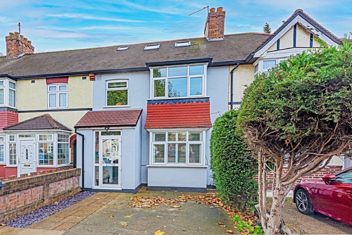 4 bed property for sale in London Road, Isleworth TW7 Zoopla
