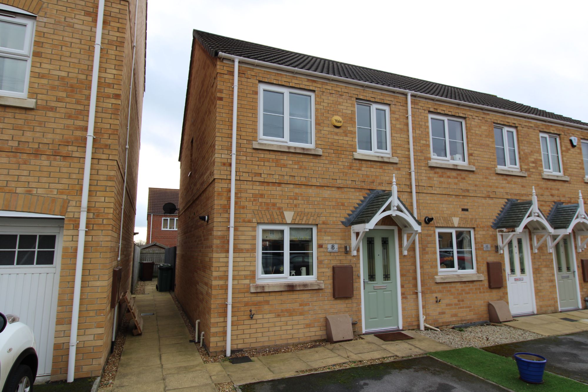 2 bed town house for sale in Colliery Approach, Potovens Lane