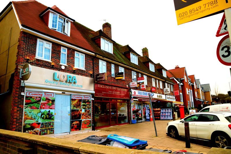 3 bed flat to rent in Kingston Vale, Kingston, Roehampton, Sw 15 SW15