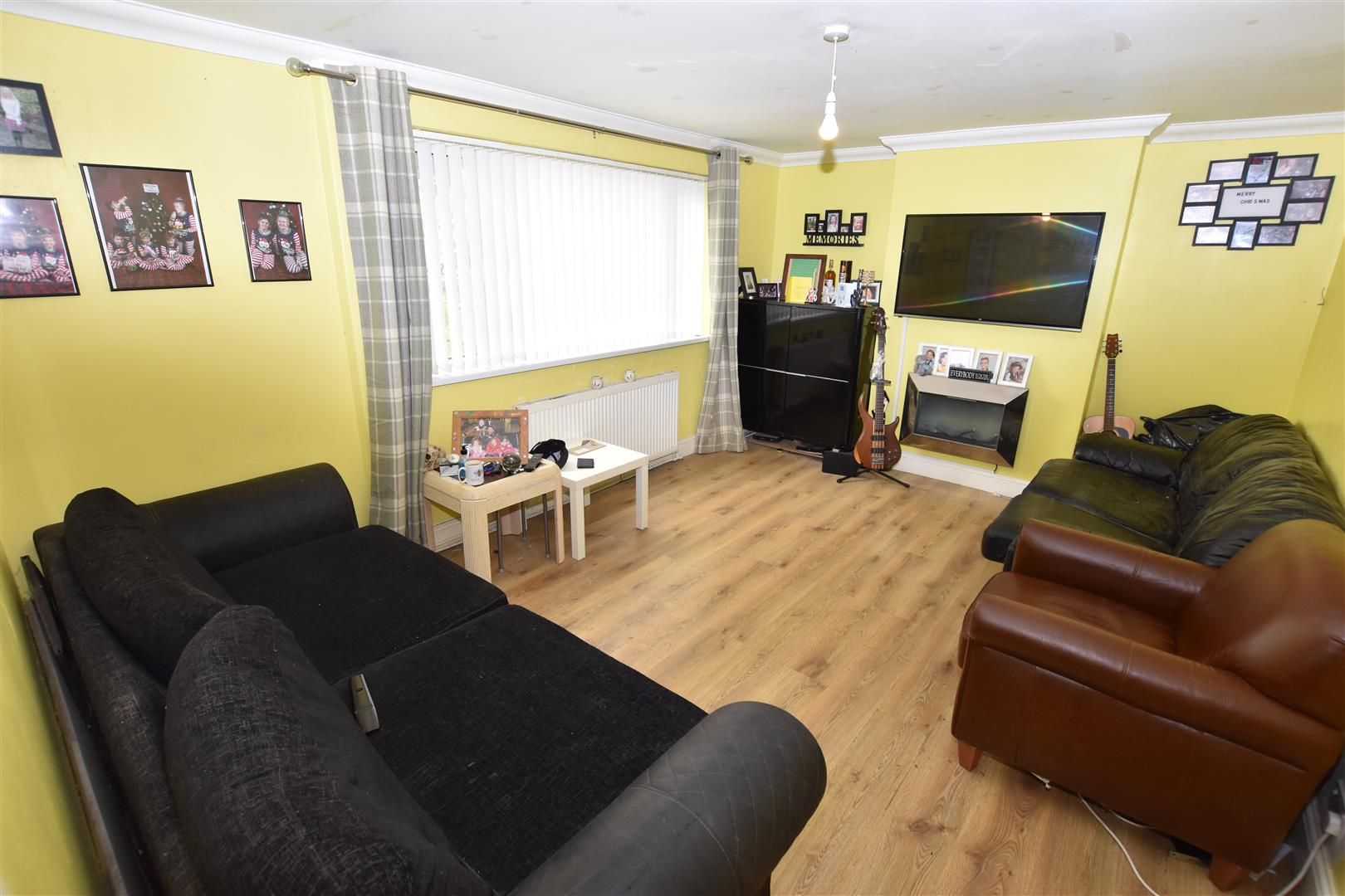 3 bed semidetached house to rent in Linden Way, Canvey Island SS8 Zoopla