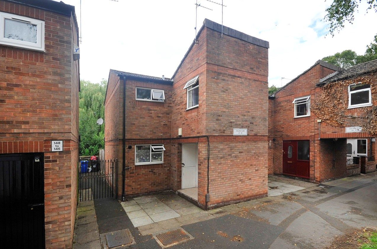 3 bed town house for sale in College Close, Warrington WA1 Zoopla