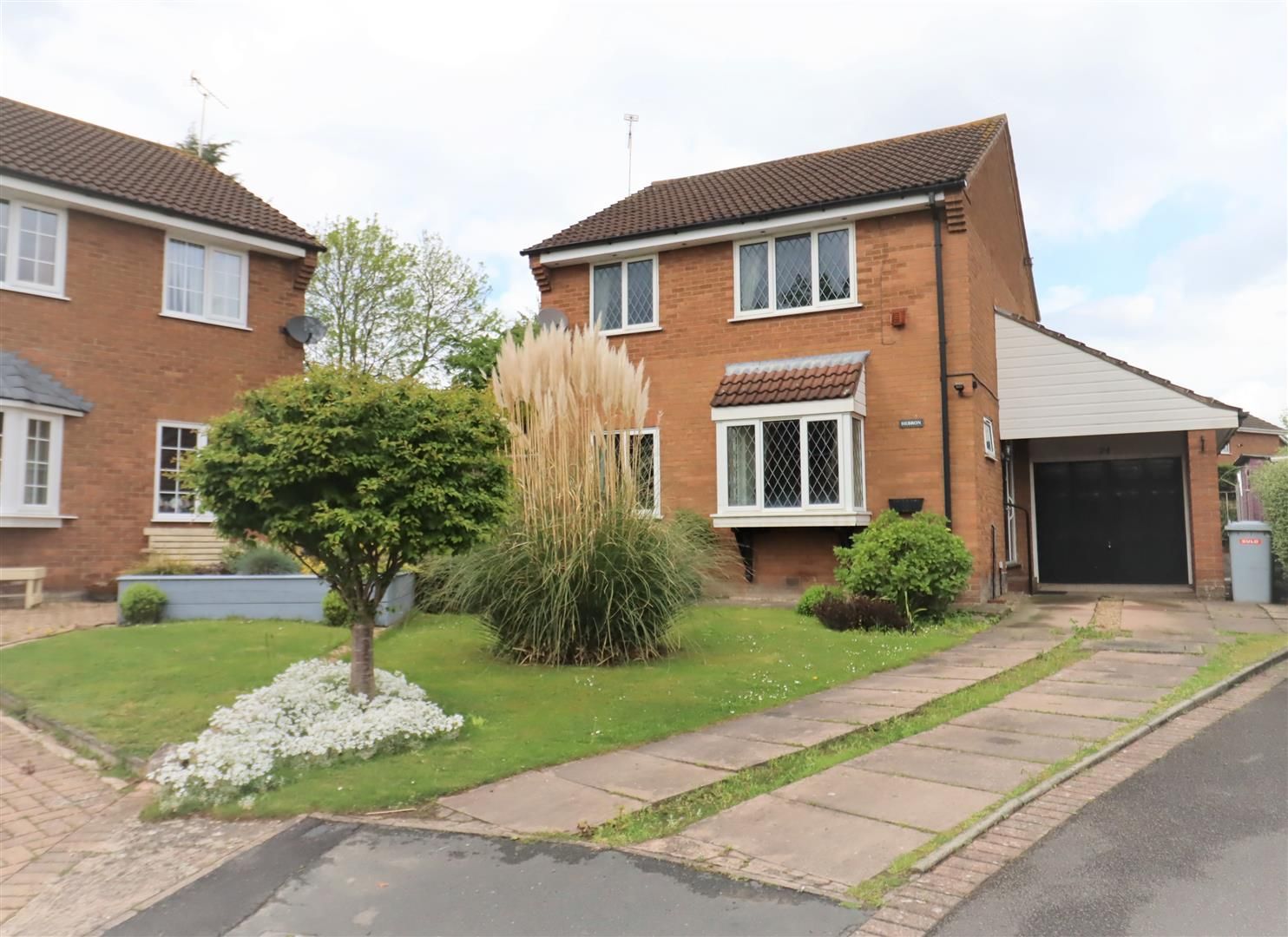 3 bed detached house for sale in Nevis Drive, Crewe CW2 Zoopla