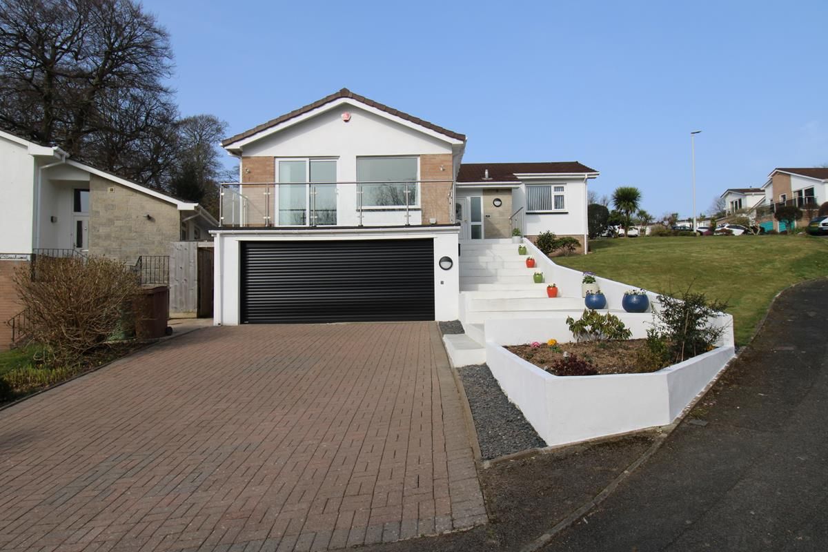 Burnett Road, Plymouth PL6  