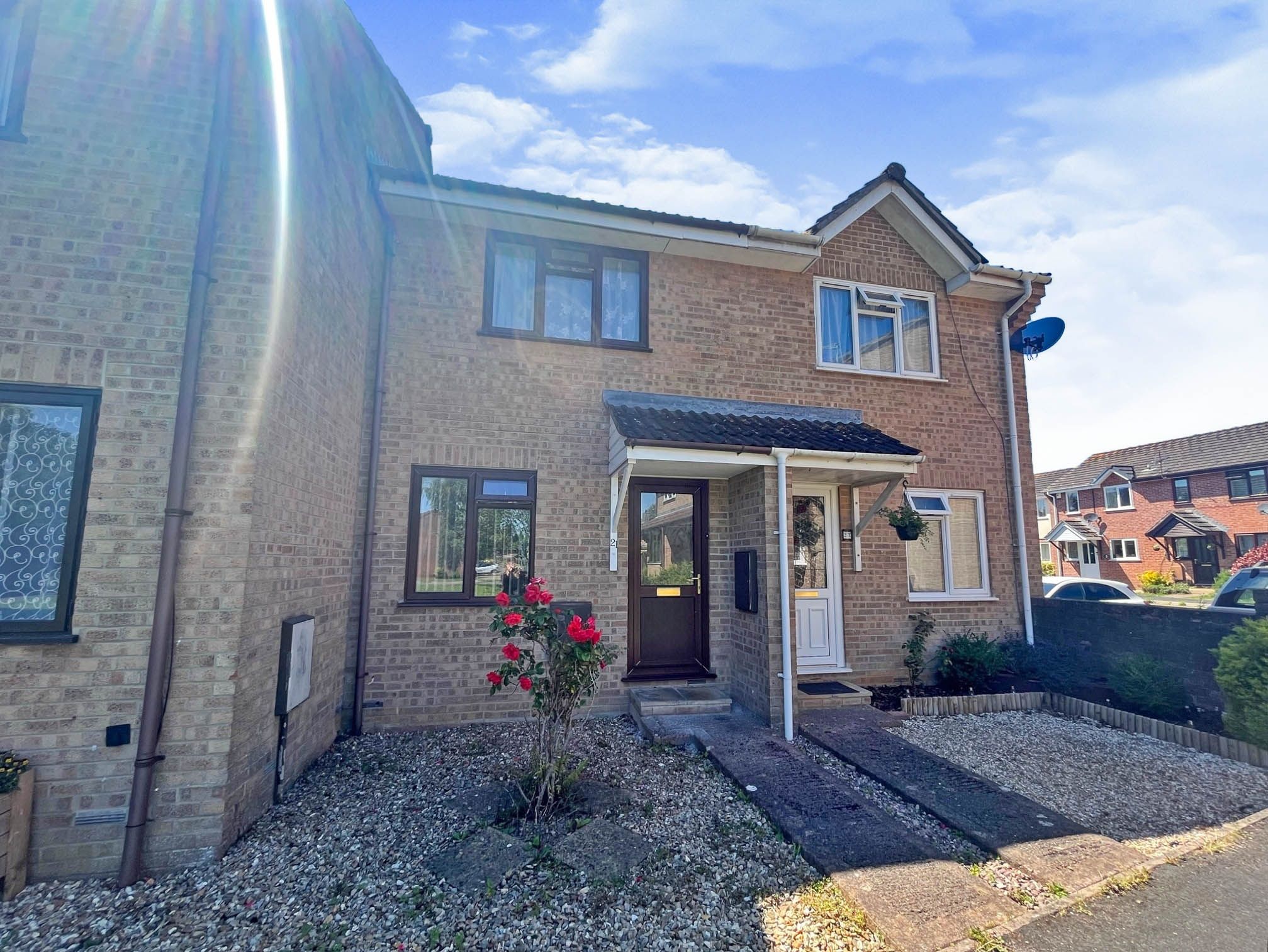 2 bed terraced house for sale in Clare Drive, Tiverton EX16 Zoopla