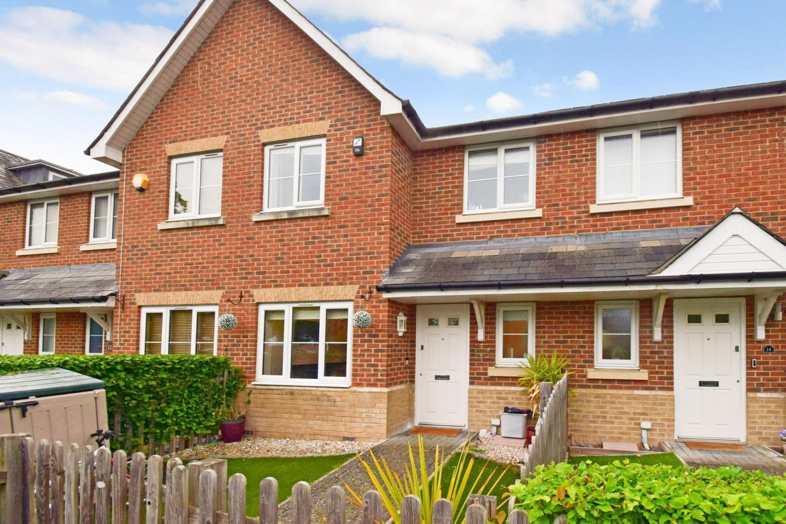 3 bed terraced house for sale in Winchs Meadow, Gore Road, Burnham SL1 Zoopla