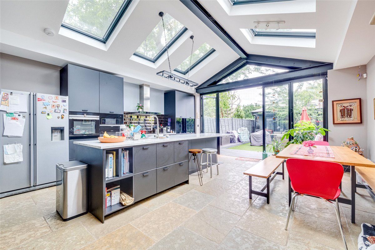 5 bed terraced house to rent in Daisy Lane, London SW6 Zoopla