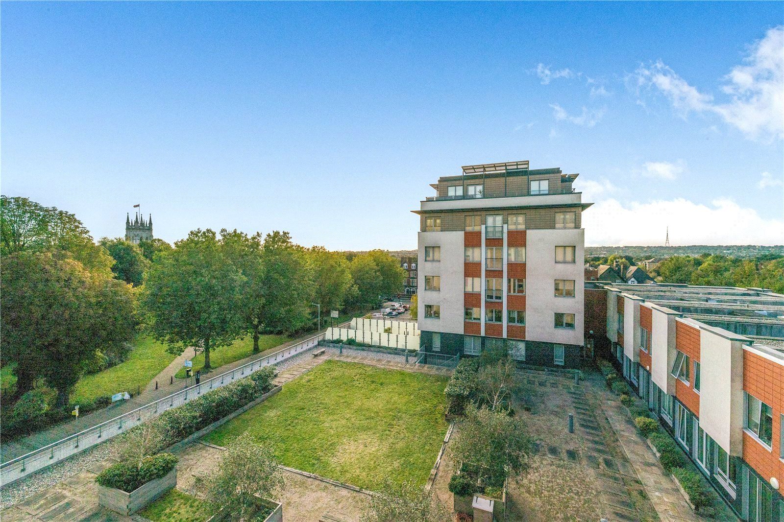 2 bed flat for sale in Albemarle Road, Beckenham BR3 Zoopla