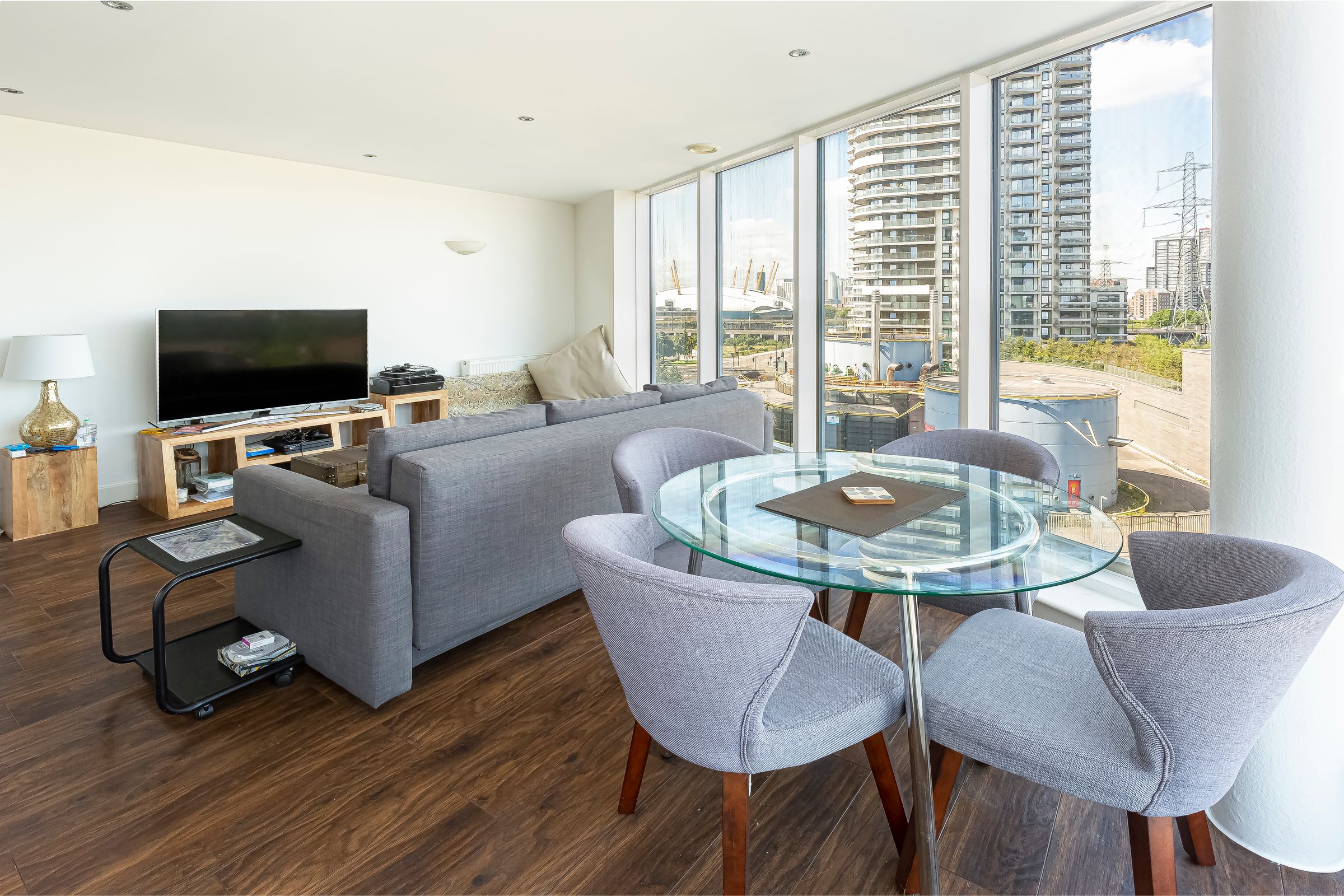 Ross Apartments, Royal Victoria Dock E16  