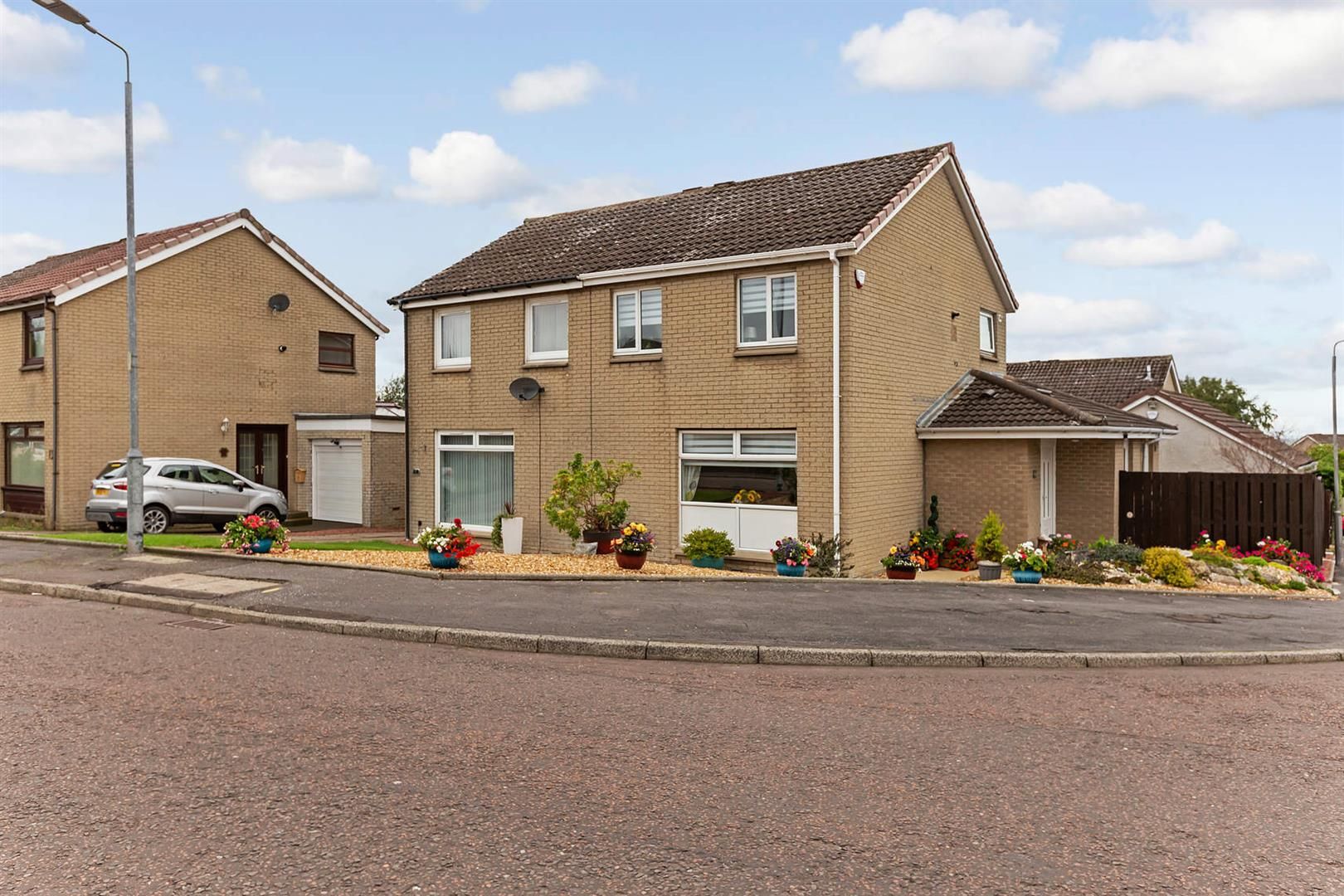 2 bed semidetached house for sale in Castlehill Crescent, Law, Carluke