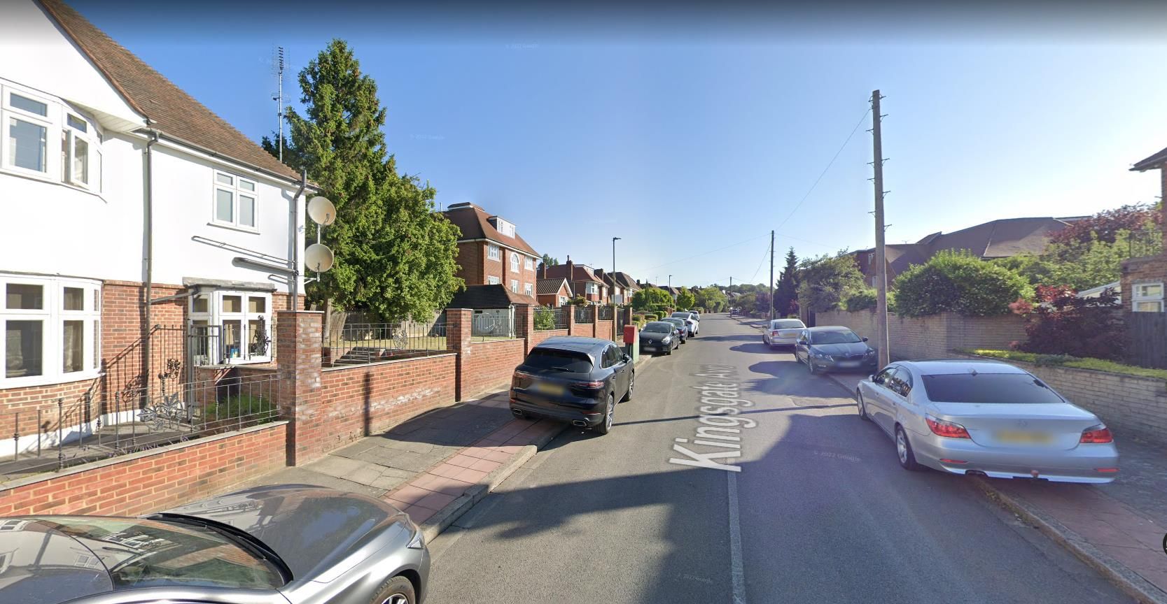 8 bed detached house for sale in Kingsgate Avenue, London N3 Zoopla