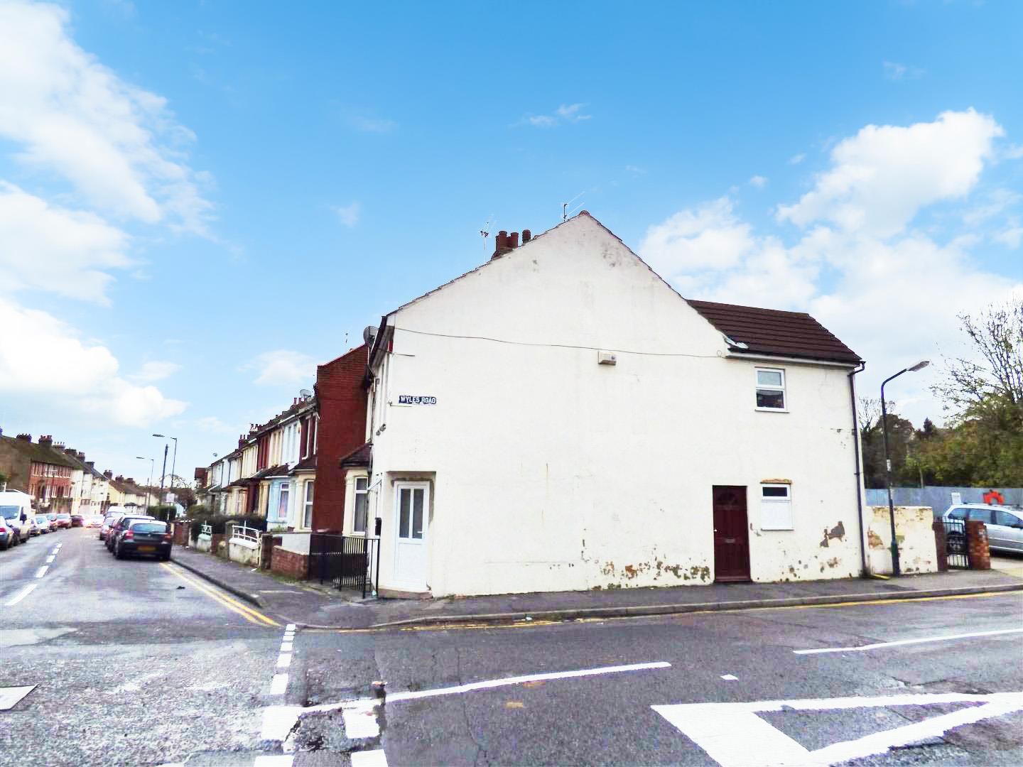 1 bed flat to rent in Dale Street, Chatham ME4 Zoopla