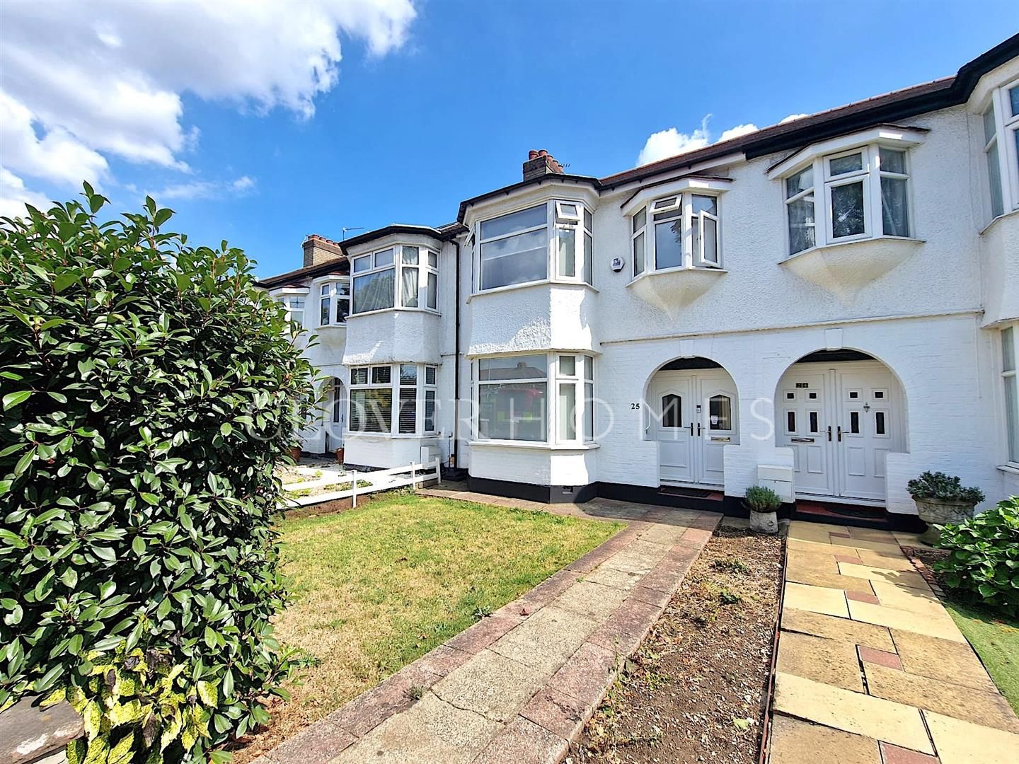 3 bed property for sale in Winsford Terrace, Great Cambridge Road