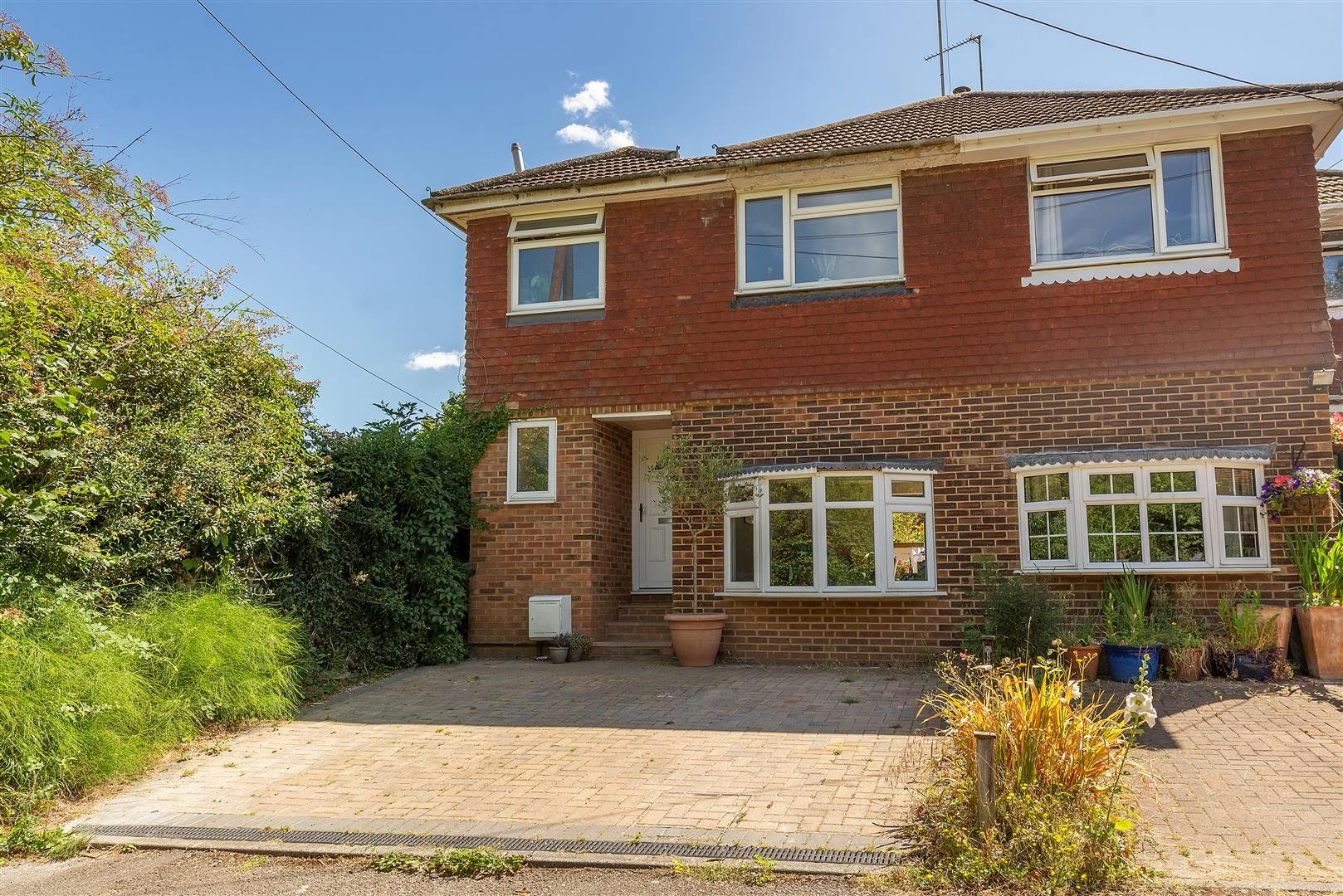 3 bed semidetached house for sale in Pizien Well Road, Wateringbury