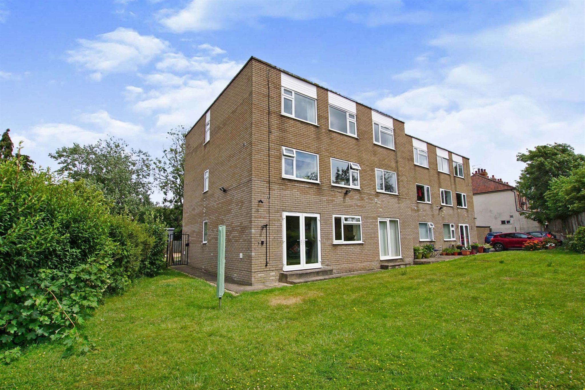 2 bed flat for sale in Wrenbert Road, Downend, Bristol BS16 Zoopla
