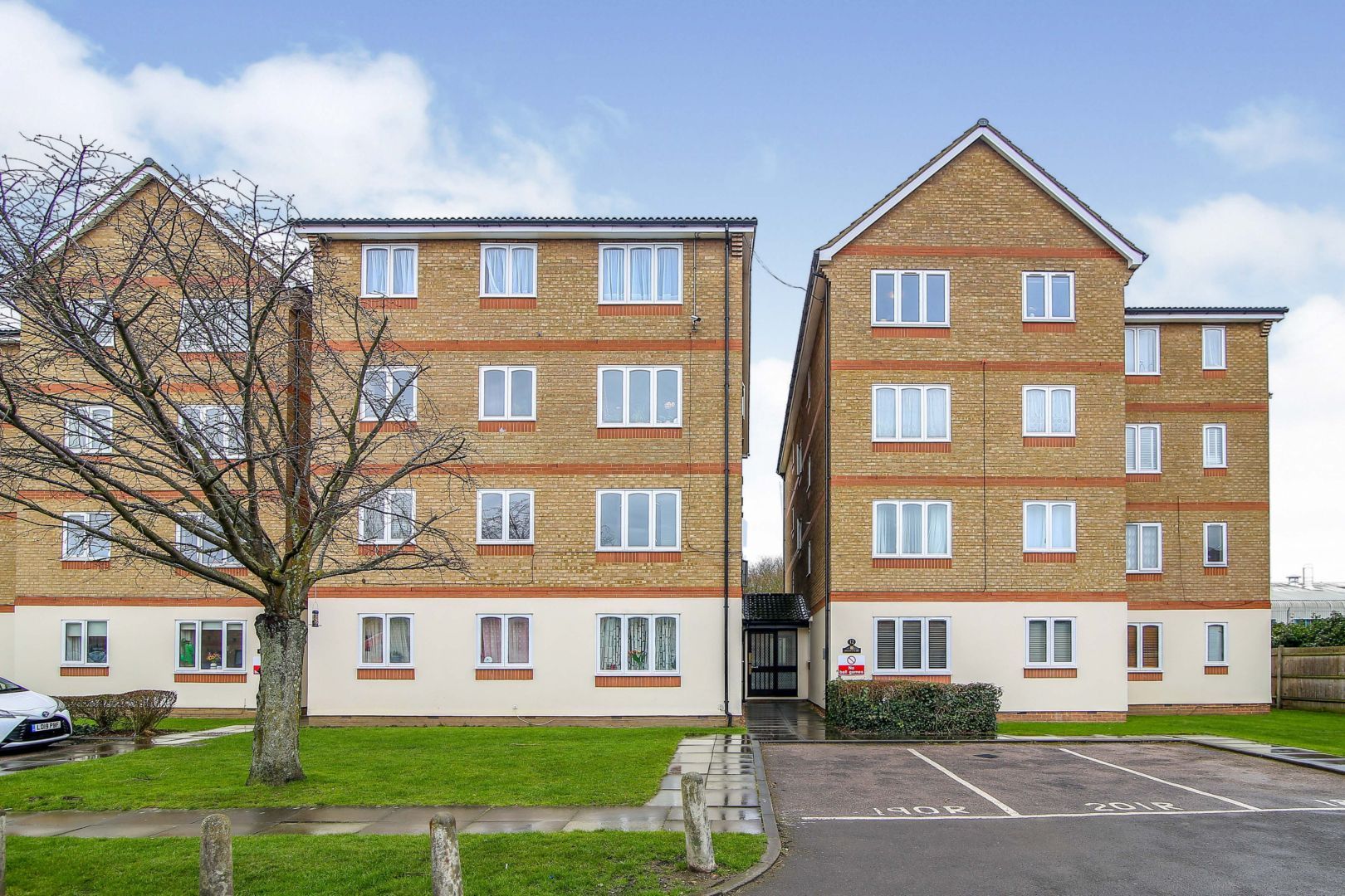 12 Longfield Drive, Mitcham CR4  