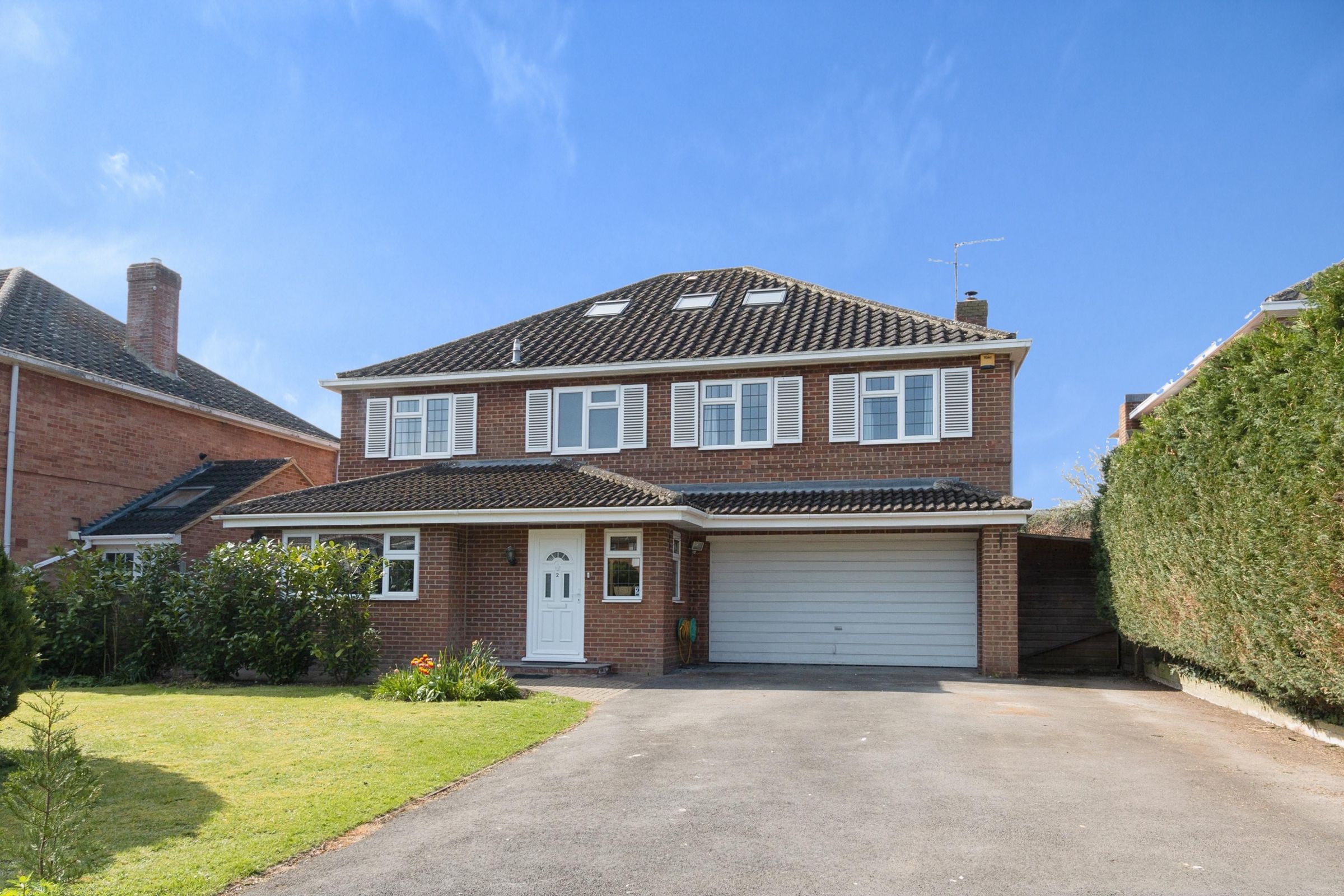 5 bed detached house for sale in Beverley Close, Basingstoke, Hampshire