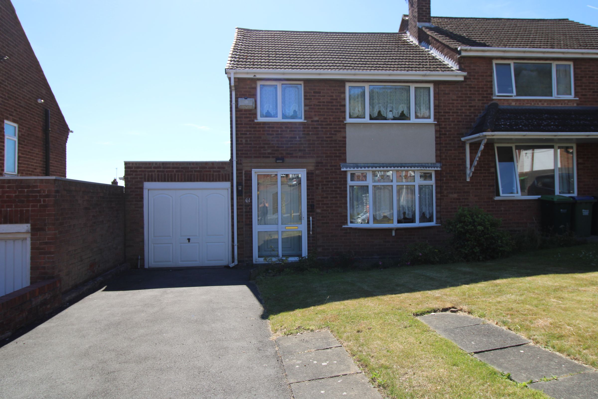 3 bed semidetached house for sale in Wendover Road, Rowley Regis B65