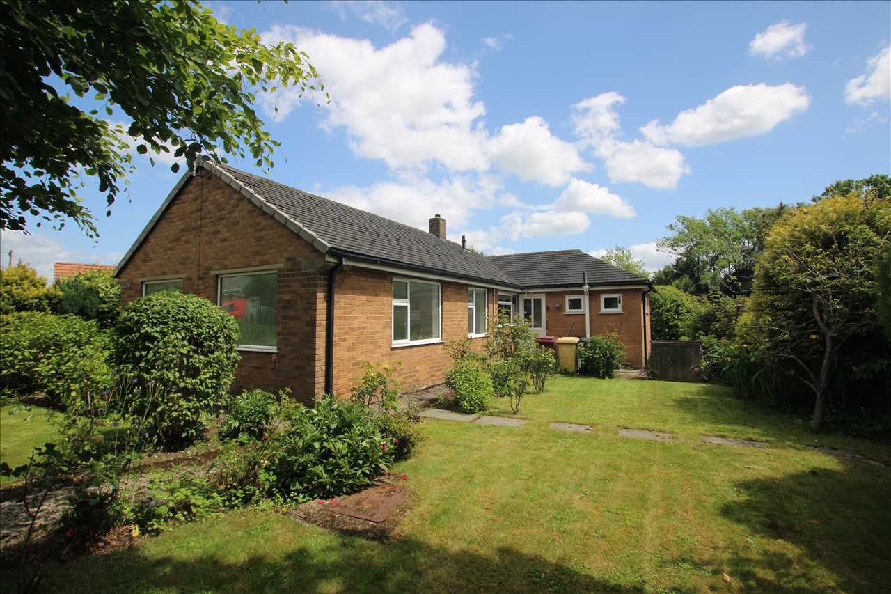 4 bed bungalow for sale in Dobb Brow Road, Westhoughton, Bolton BL5