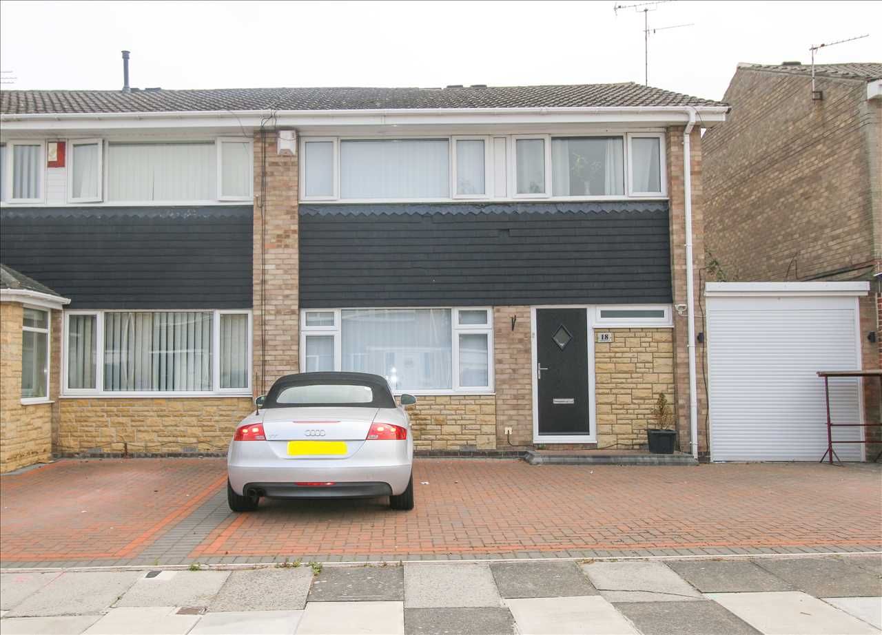 3 bed semidetached house for sale in Crookham Way, Collingwood Grange