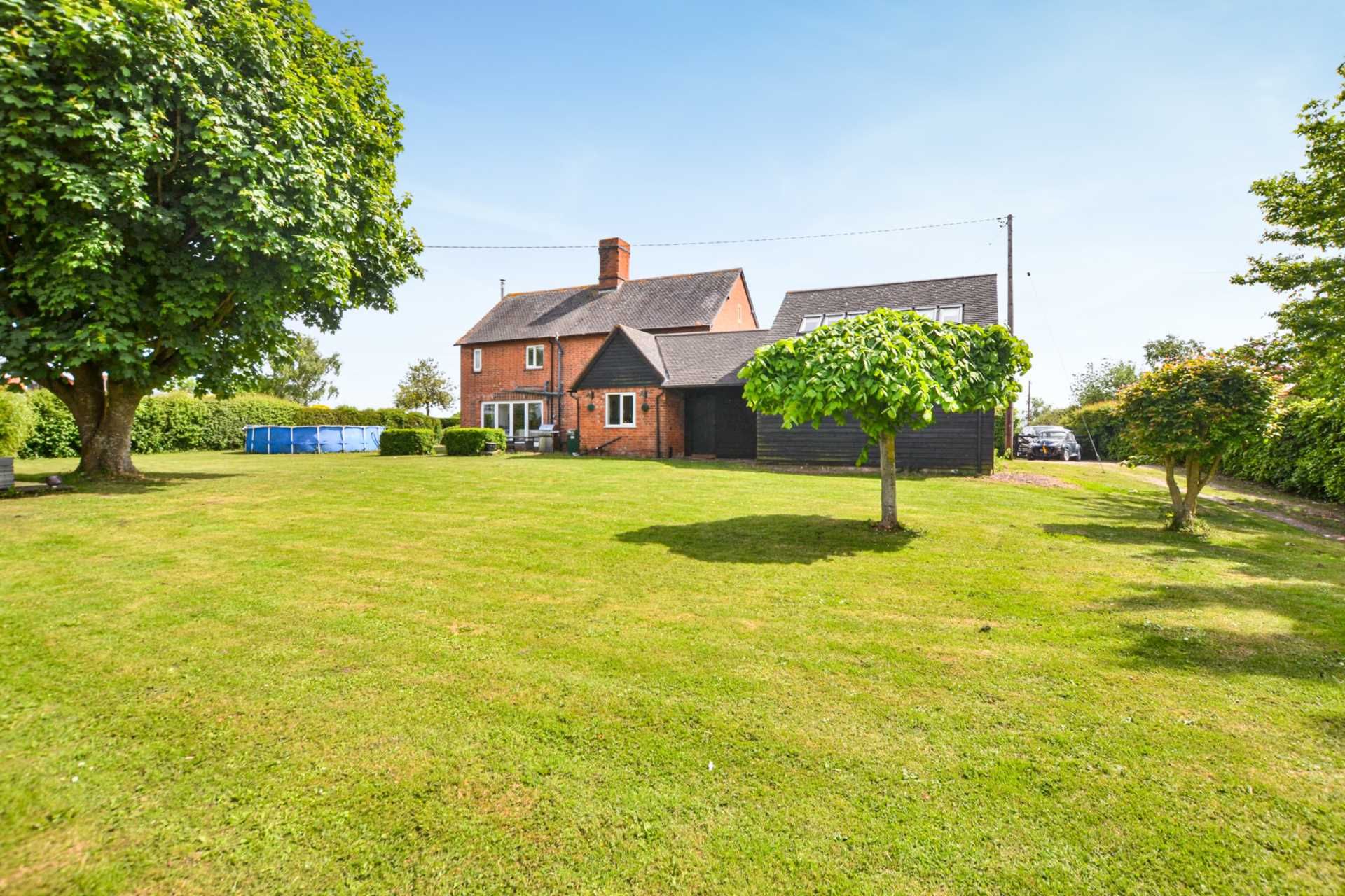 5 bed detached house for sale in Forthampton, Tewkesbury