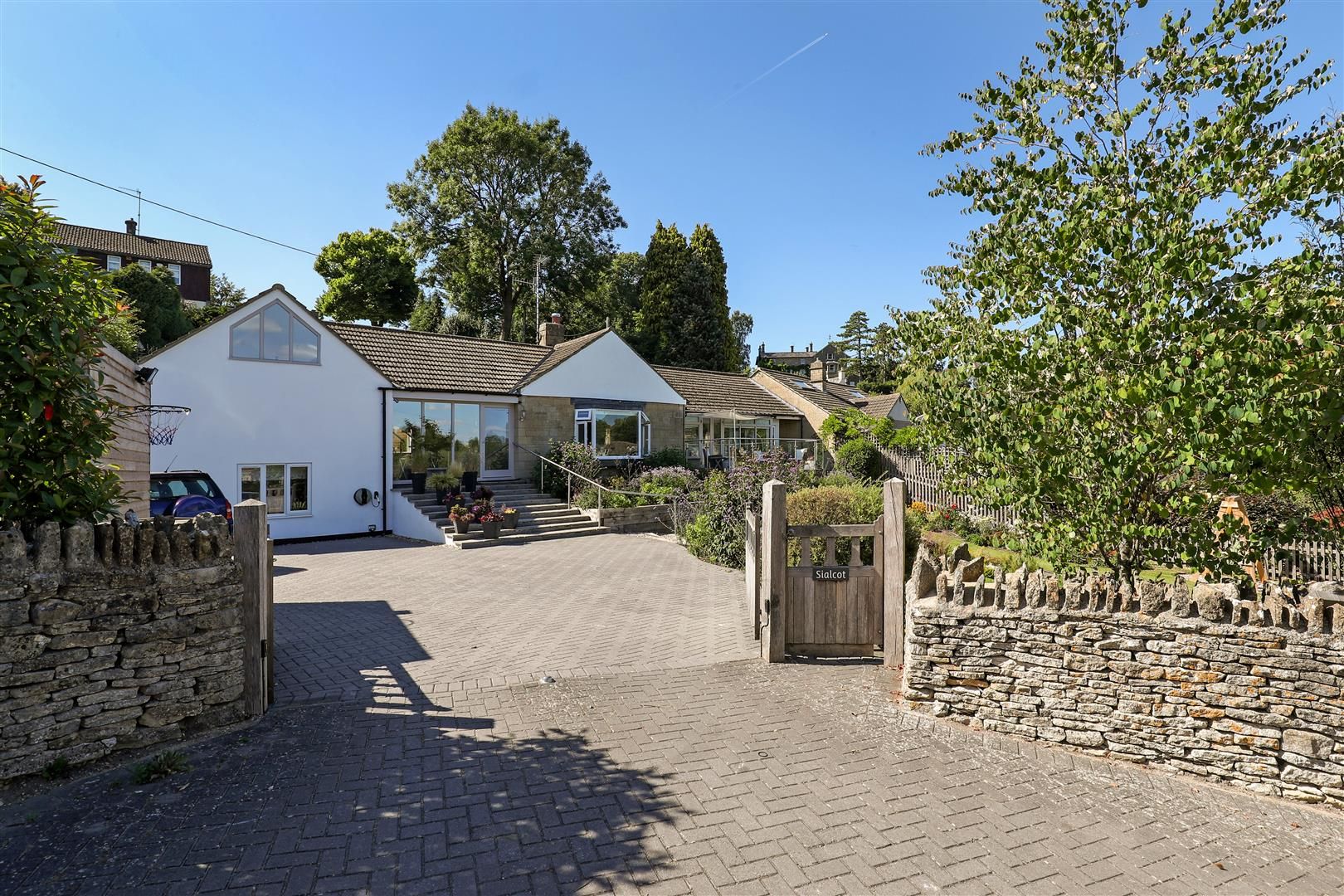 4 bed property for sale in Box, Stroud GL6 Zoopla