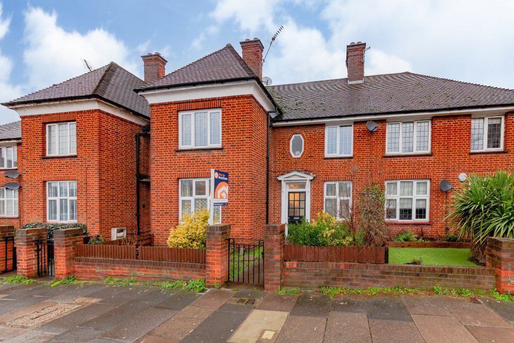 2 bed for sale in Hillingdon Hill, Uxbridge UB10 Zoopla