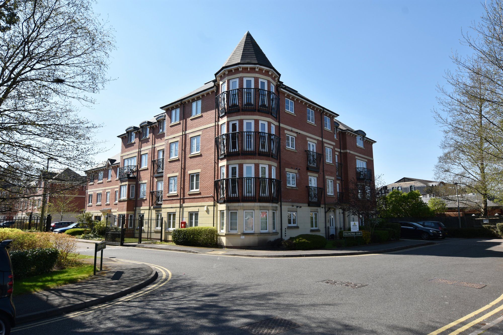 Collingtree Court, Olton, Solihull B92  