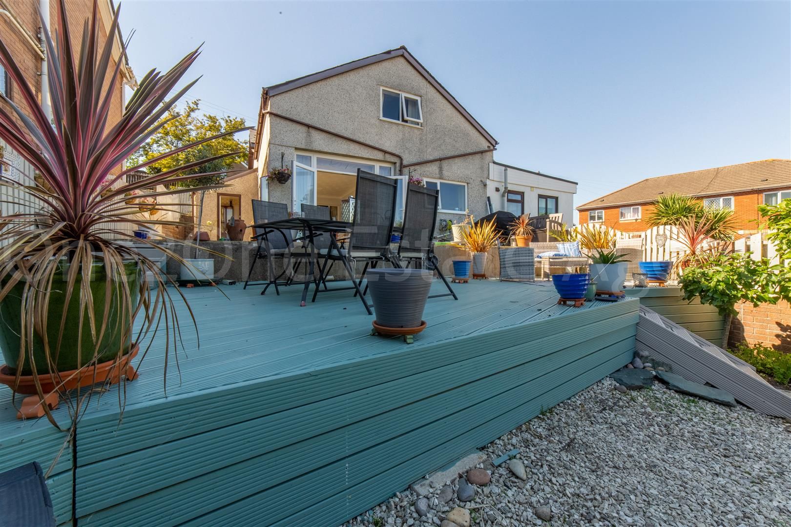 3 bed end terrace house for sale in Mount Pleasant Road, Pontnewydd