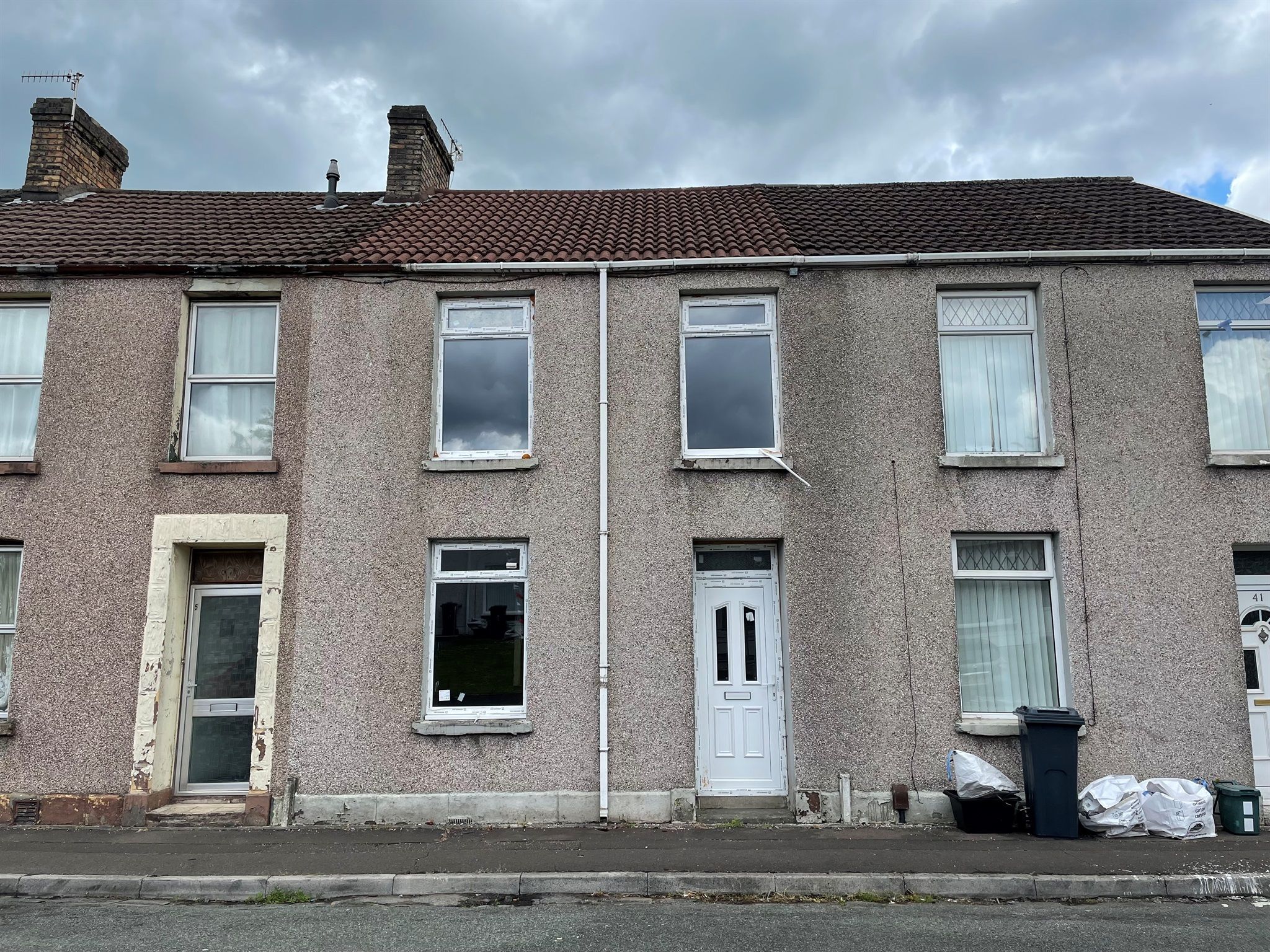 2 bed terraced house for sale in Hunter Street, Briton Ferry, Neath SA11 Zoopla