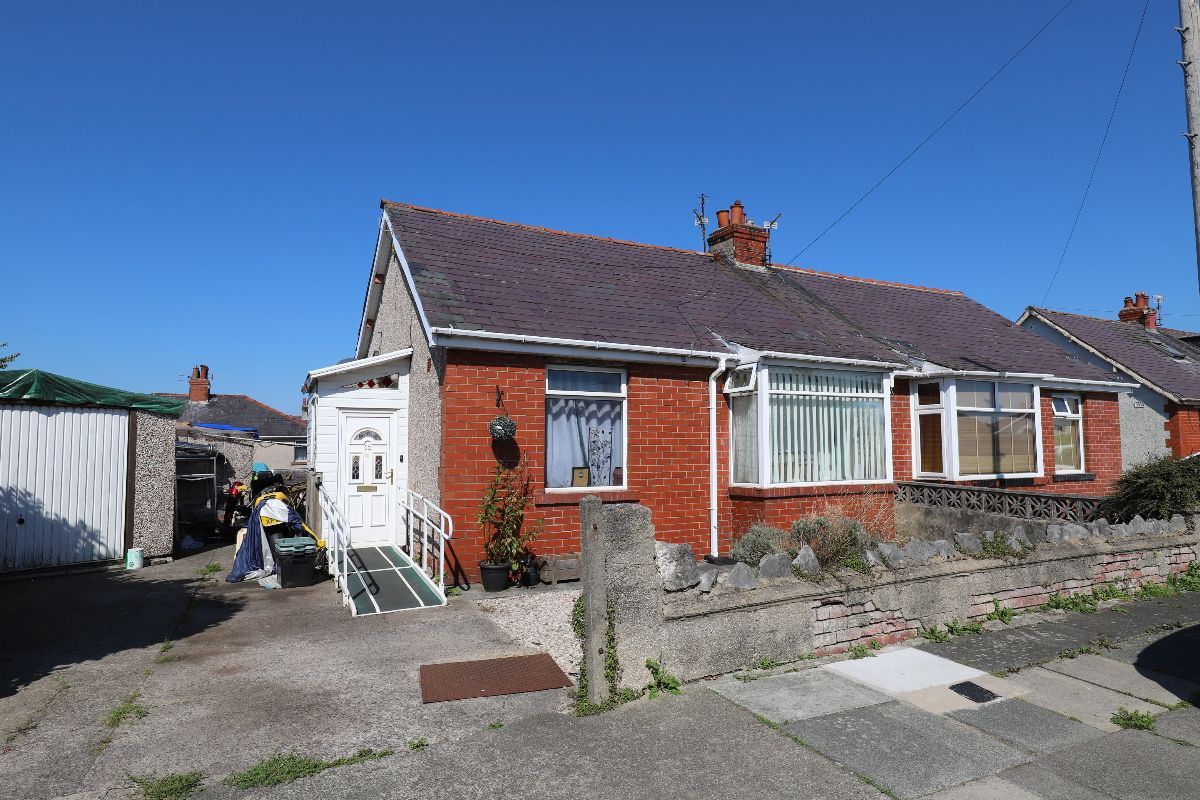 2 bed bungalow for sale in Willacy Parade, Heysham, Morecambe LA3 Zoopla