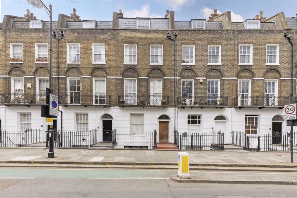 Claremont Square, London, London N1  