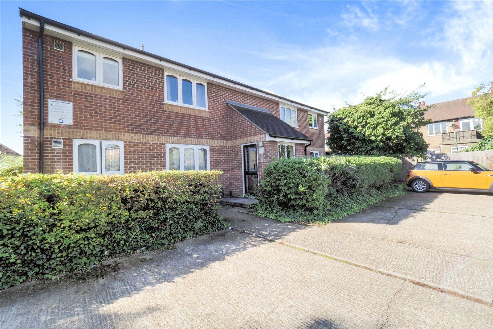 1 bed flat for sale in Chartwell Close, Greenford UB6 Zoopla