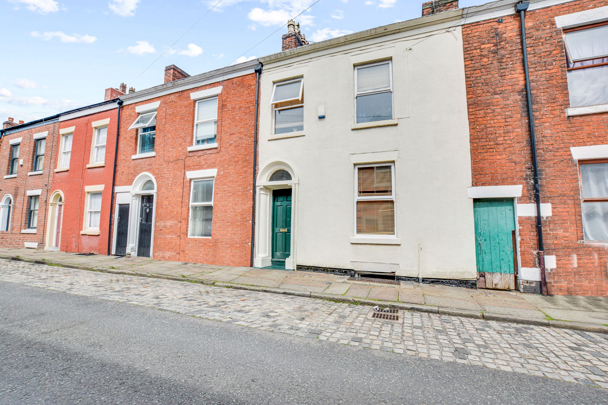 3 bed terraced house for sale in Great Avenham Street, Preston