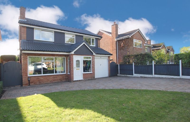 4 bed detached house for sale in Ledsham Road, Little Sutton, Cheshire