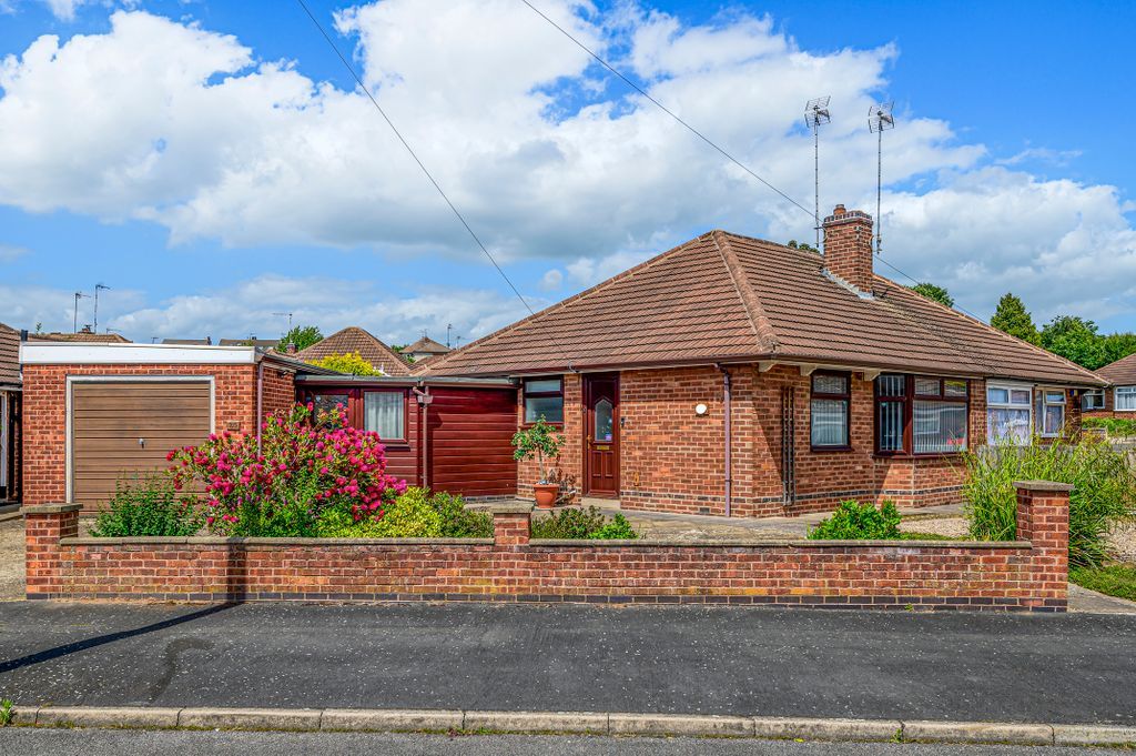 1 bed semidetached bungalow for sale in Spencer Avenue, Thurmaston