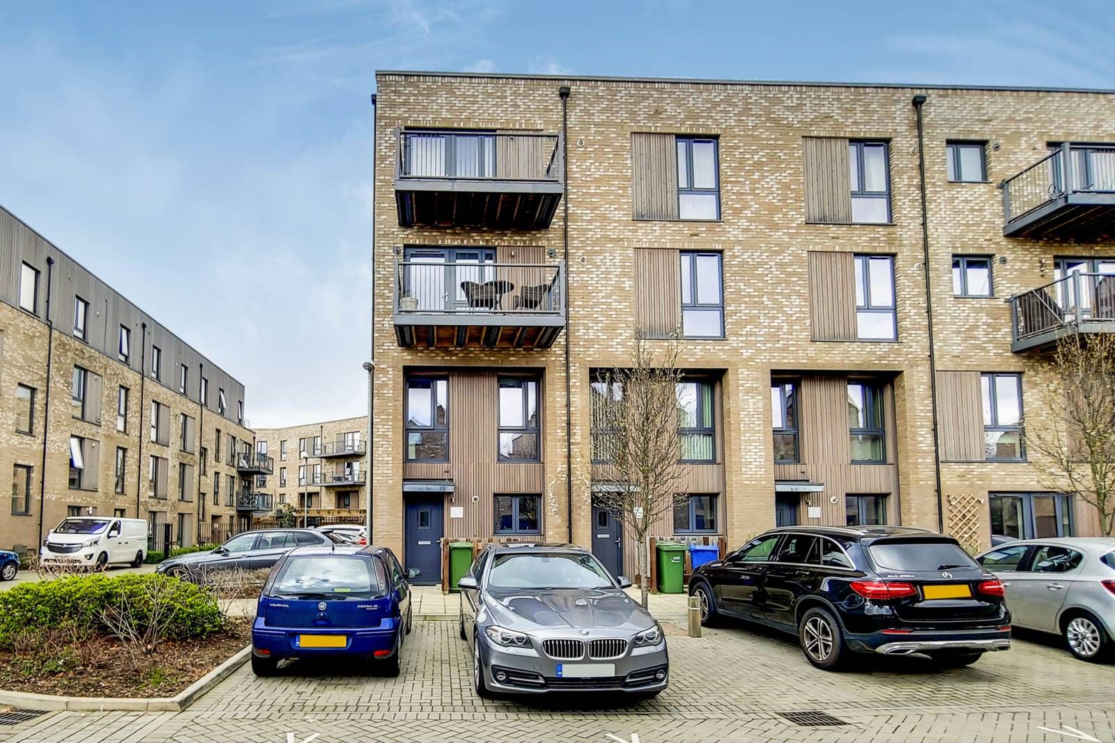 Fisher Close, Rotherhithe, London SE16