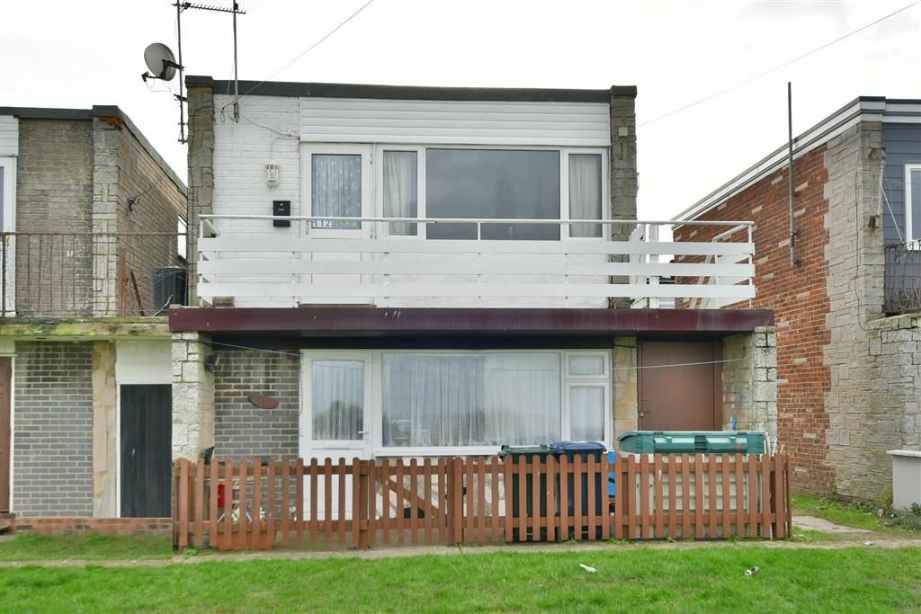 2 bed flat for sale in Manor Way, LeysdownOnSea, Sheerness, Kent ME12