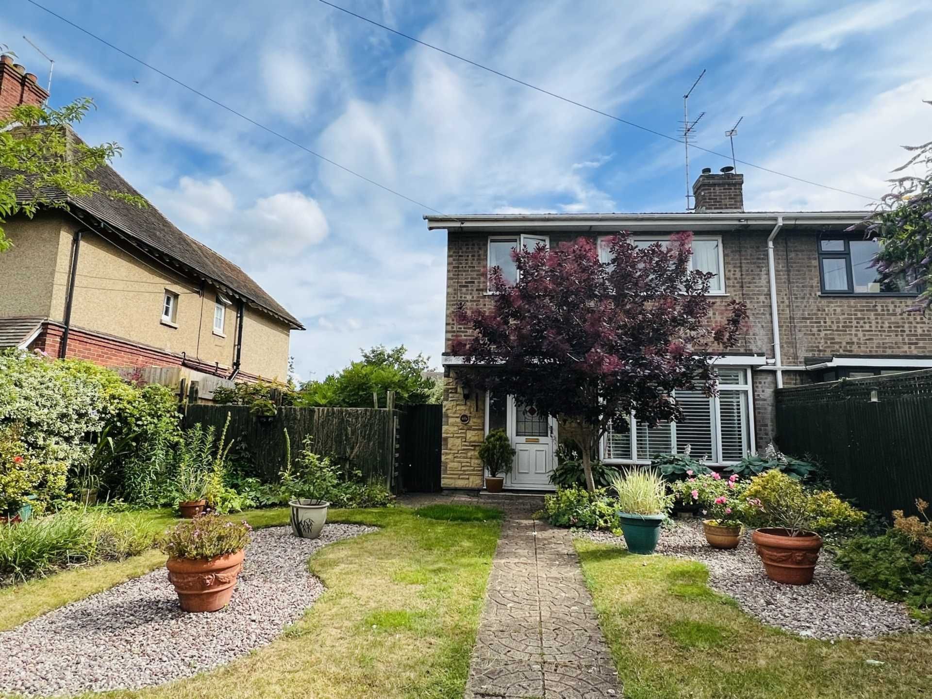 3 bed semidetached house to rent in St. Johns Road, Wallingford OX10