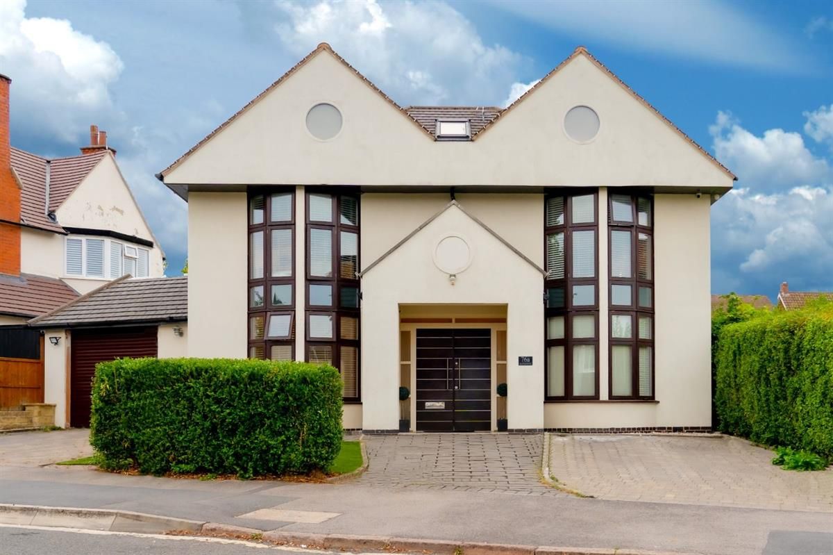 4 bed detached house for sale in Carisbrooke Road, Leicester LE2 Zoopla