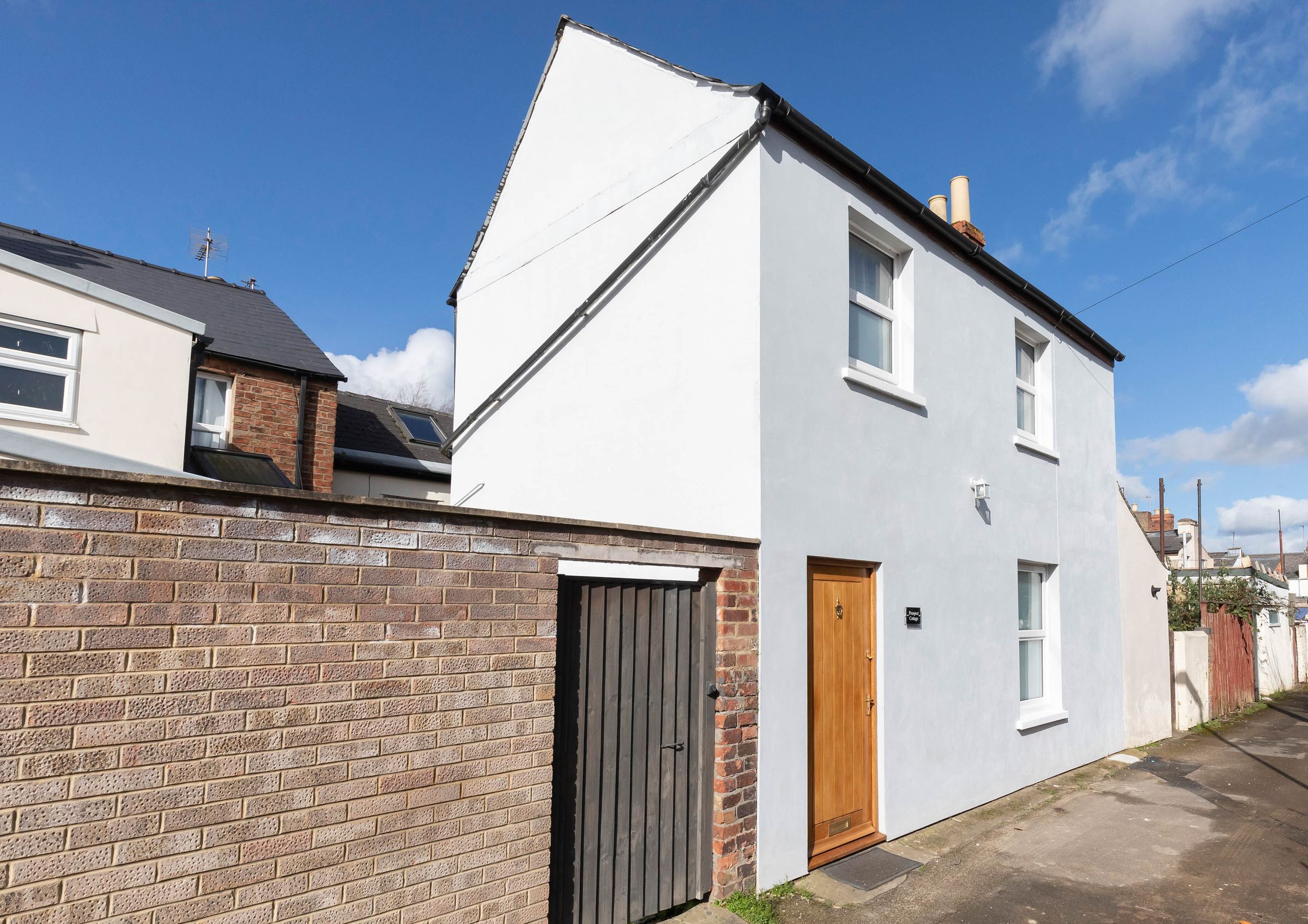 Albert Lane, Cheltenham GL50  