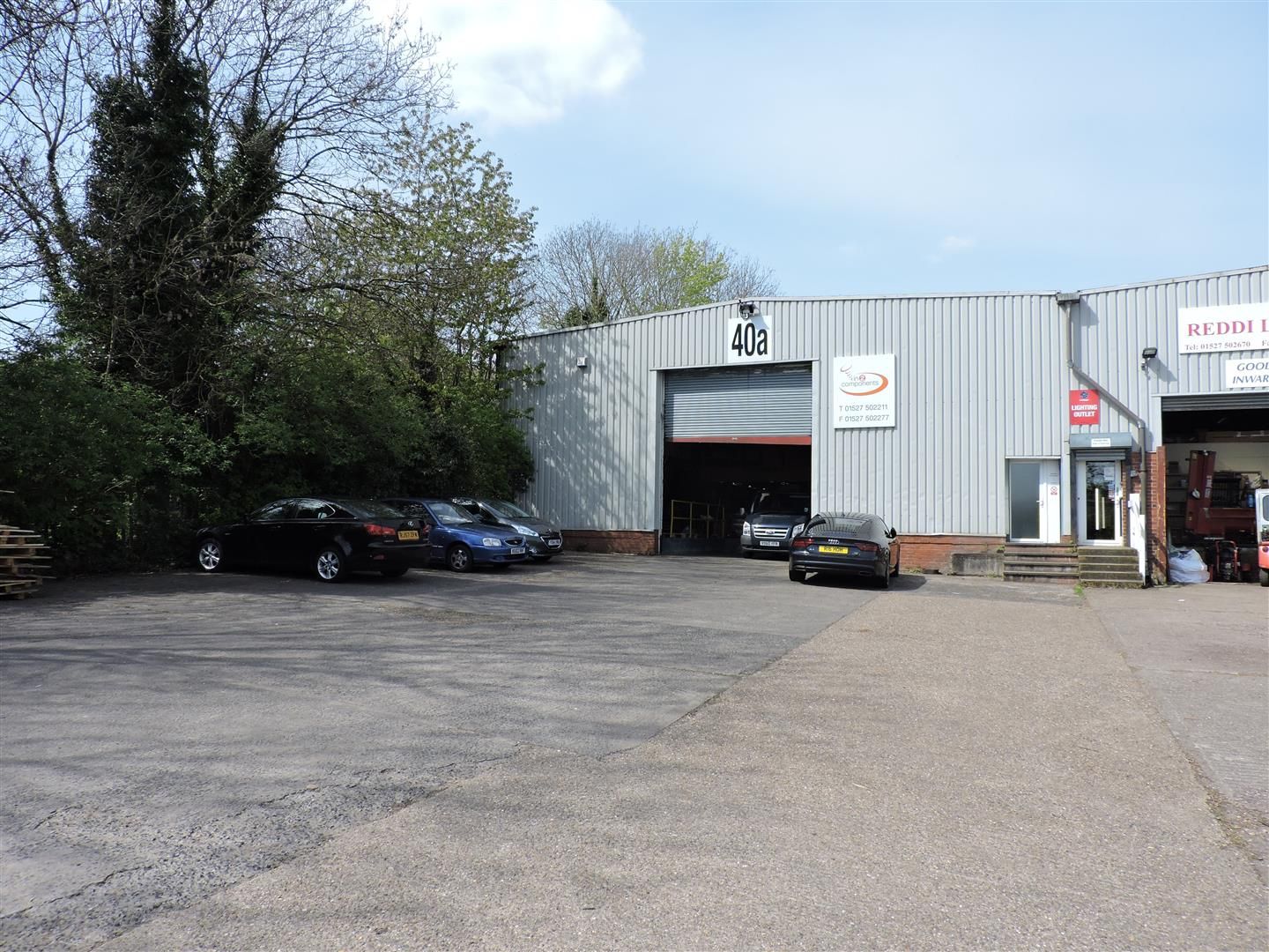 Light industrial to let in Crossgate Road, Park Farm Industrial Estate