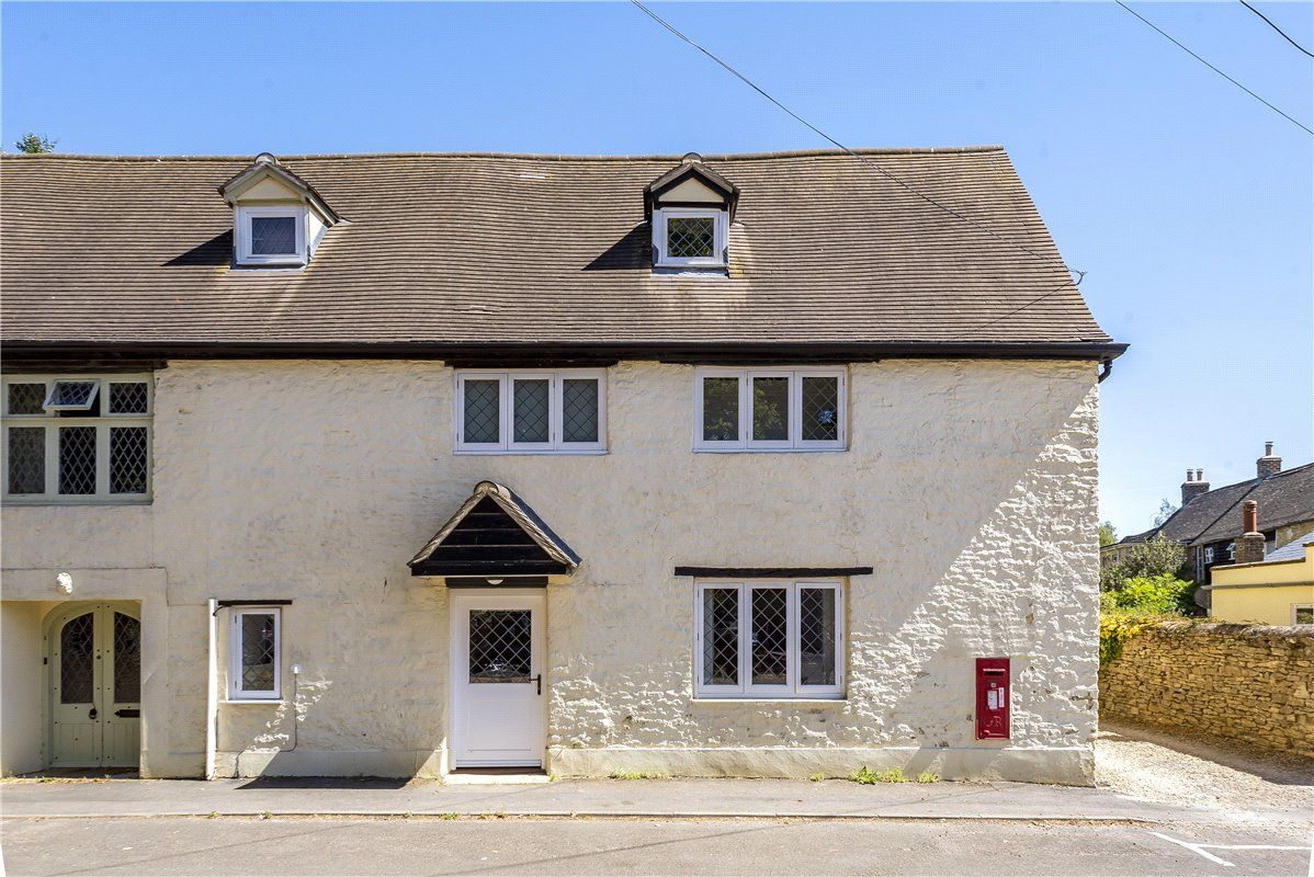 2 bed flat for sale in Weston Road, Bletchingdon, Kidlington