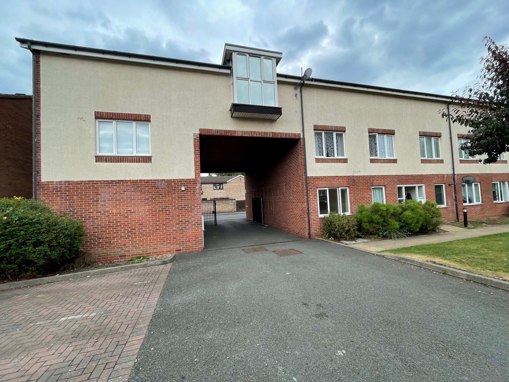 2 bed flat to rent in Cook Street, Darlaston, Wednesbury WS10 Zoopla