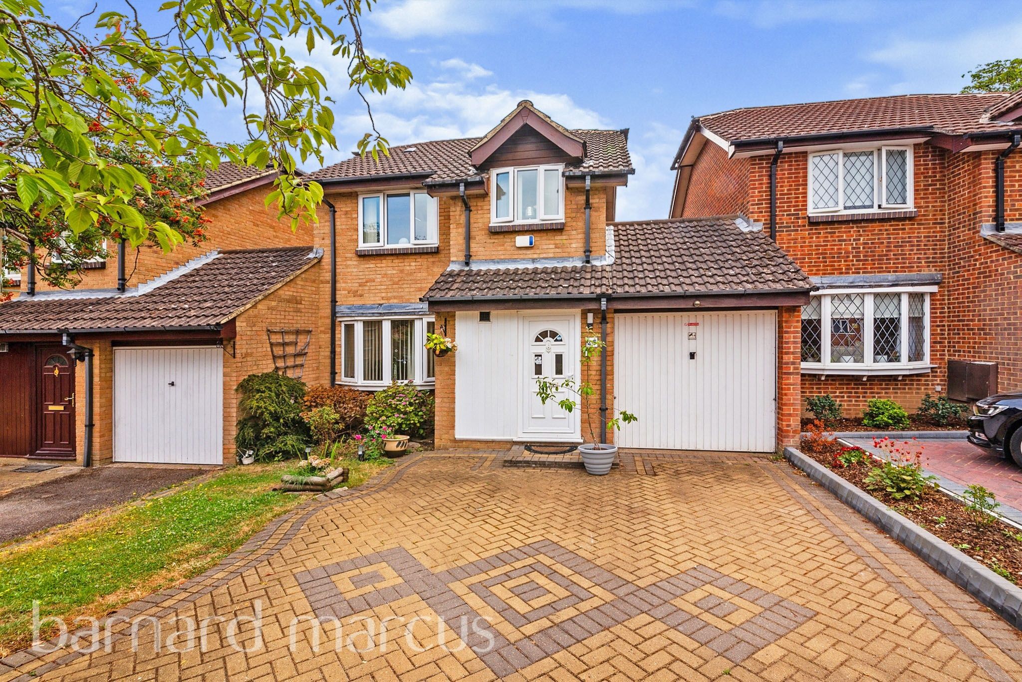 3 bed detached house for sale in Blackford Close, South Croydon CR2 Zoopla