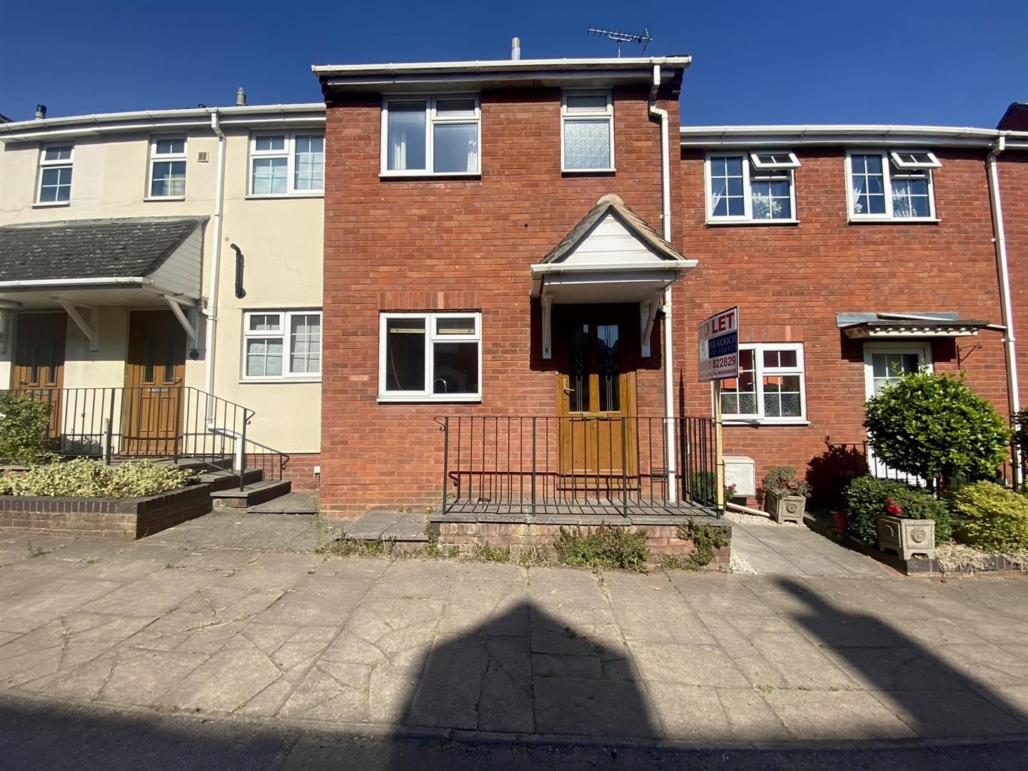2 bed terraced house to rent in Nanfan & Dobyn Place, High Street